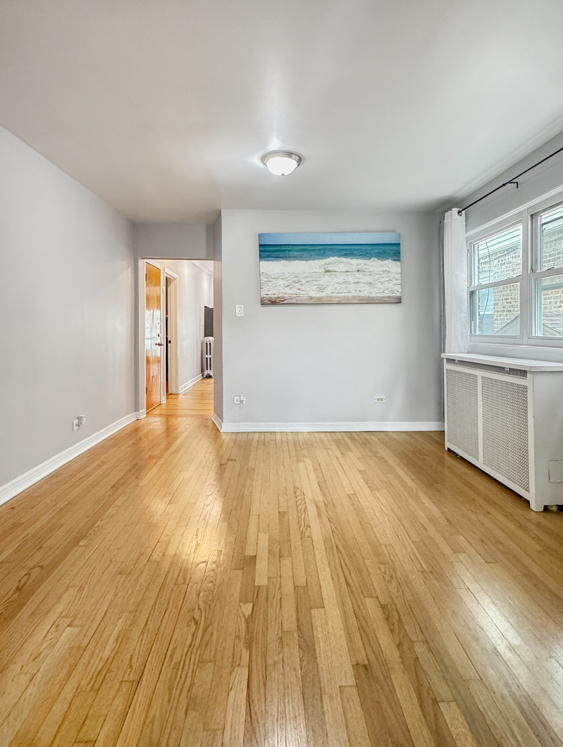 5322 W Cuyler Avenue 1