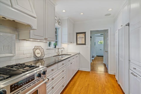 Tiny photo for 2910 Orchard Lane, Wilmette, IL 60091 (MLS # 12766960)