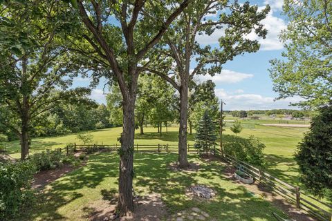 Tiny photo for 1304 Dunleer Drive, Mundelein, IL 60060 (MLS # 12486447)