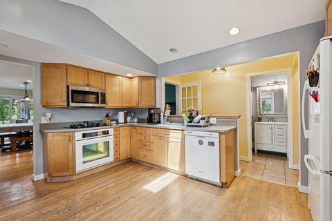 Tiny photo for 1304 Dunleer Drive, Mundelein, IL 60060 (MLS # 12486447)