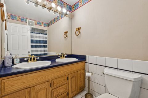 Tiny photo for 1304 Dunleer Drive, Mundelein, IL 60060 (MLS # 12486447)