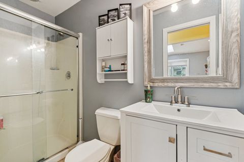 Tiny photo for 1304 Dunleer Drive, Mundelein, IL 60060 (MLS # 12486447)