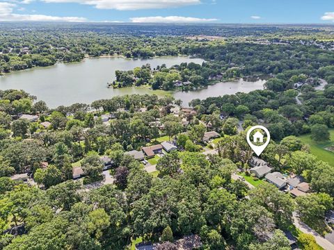 Tiny photo for 1304 Dunleer Drive, Mundelein, IL 60060 (MLS # 12486447)