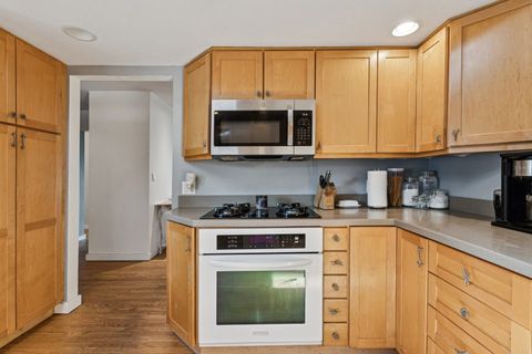 Tiny photo for 1304 Dunleer Drive, Mundelein, IL 60060 (MLS # 12486447)