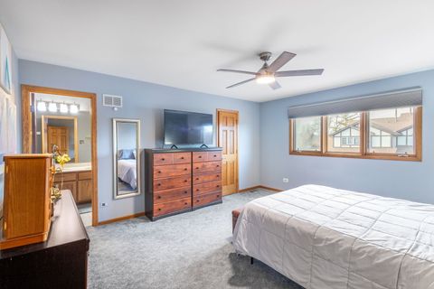 Tiny photo for 8951 Silverdale Drive #2B, Orland Park, IL 60462 (MLS # 12547555)