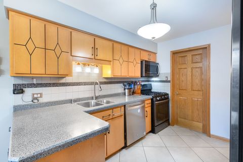 Tiny photo for 8951 Silverdale Drive #2B, Orland Park, IL 60462 (MLS # 12547555)