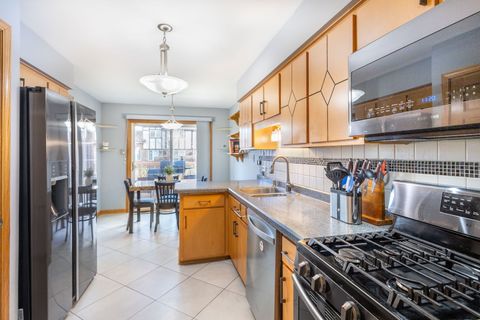 Tiny photo for 8951 Silverdale Drive #2B, Orland Park, IL 60462 (MLS # 12547555)