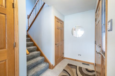 Tiny photo for 8951 Silverdale Drive #2B, Orland Park, IL 60462 (MLS # 12547555)