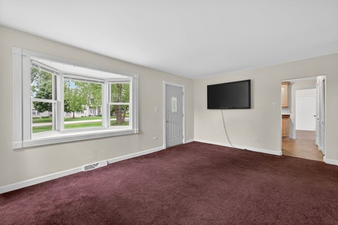 Tiny photo for 7339 S Park Avenue, Burr Ridge, IL 60527 (MLS # 12654333)