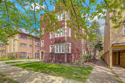 Tiny photo for 10433 S Hale Avenue #1A, Chicago, IL 60643 (MLS # 12571129)