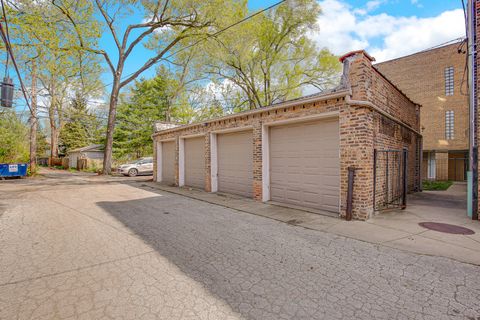 Tiny photo for 10433 S Hale Avenue #1A, Chicago, IL 60643 (MLS # 12571129)