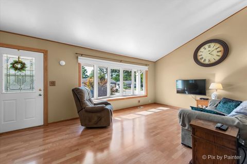 Tiny photo for 501 Argyll Lane, Schaumburg, IL 60194 (MLS # 12475161)