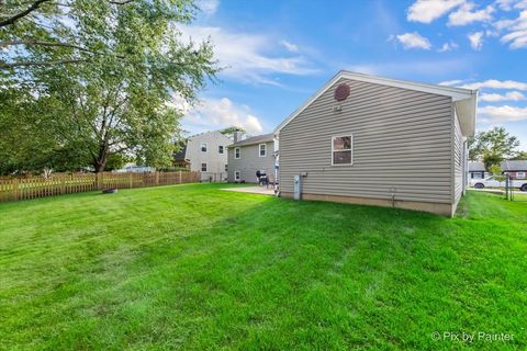 Tiny photo for 501 Argyll Lane, Schaumburg, IL 60194 (MLS # 12475161)