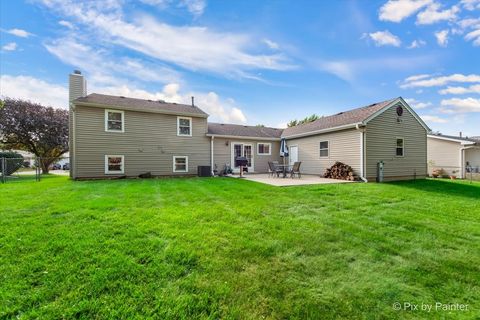 Tiny photo for 501 Argyll Lane, Schaumburg, IL 60194 (MLS # 12475161)
