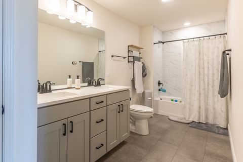 Tiny photo for 3687 Peregrine Way, Elgin, IL 60124 (MLS # 12629350)