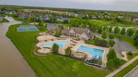 Tiny photo for 3687 Peregrine Way, Elgin, IL 60124 (MLS # 12629350)