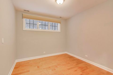 Tiny photo for 1416 W FARWELL Avenue #1R, Chicago, IL 60626 (MLS # 12515326)