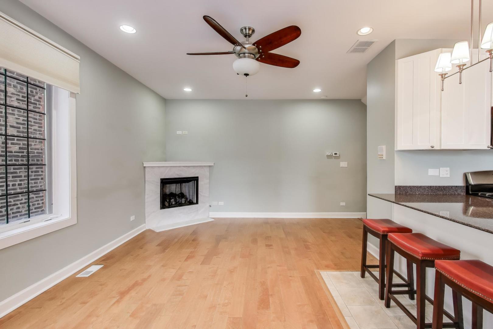 1416 W FARWELL Avenue 1R