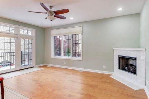 Tiny photo for 1416 W FARWELL Avenue #1R, Chicago, IL 60626 (MLS # 12515326)