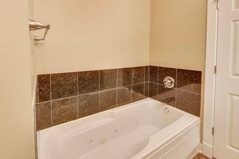 Tiny photo for 1416 W FARWELL Avenue #1R, Chicago, IL 60626 (MLS # 12515326)