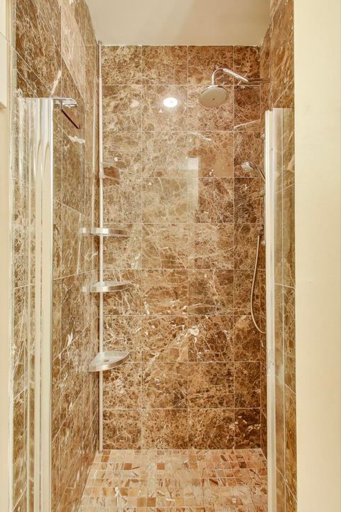 Tiny photo for 1416 W FARWELL Avenue #1R, Chicago, IL 60626 (MLS # 12515326)