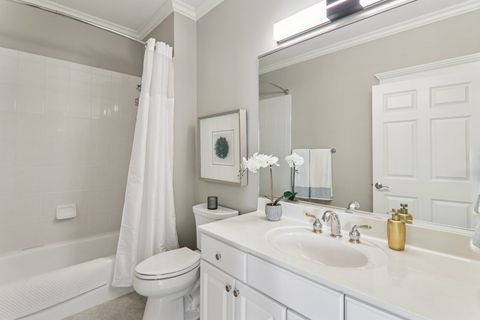 Tiny photo for 402 Brownstone Drive, St. Charles, IL 60174 (MLS # 12481871)