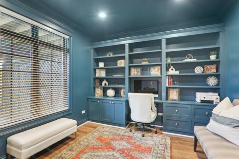 Tiny photo for 402 Brownstone Drive, St. Charles, IL 60174 (MLS # 12481871)