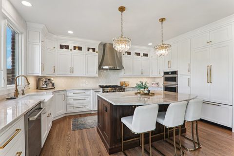 Tiny photo for 402 Brownstone Drive, St. Charles, IL 60174 (MLS # 12481871)