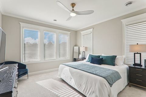 Tiny photo for 402 Brownstone Drive, St. Charles, IL 60174 (MLS # 12481871)