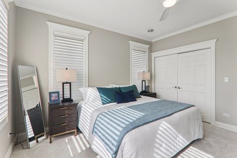 Tiny photo for 402 Brownstone Drive, St. Charles, IL 60174 (MLS # 12481871)