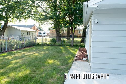 Tiny photo for 9828 Warren Avenue, Oak Lawn, IL 60453 (MLS # 12415680)