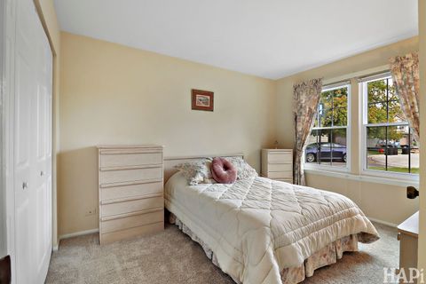 Tiny photo for 566 Greenbay Court, Lake Zurich, IL 60047 (MLS # 12515284)