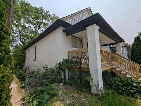 Tiny photo for 10515 S Perry Avenue, Chicago, IL 60628 (MLS # 12400384)