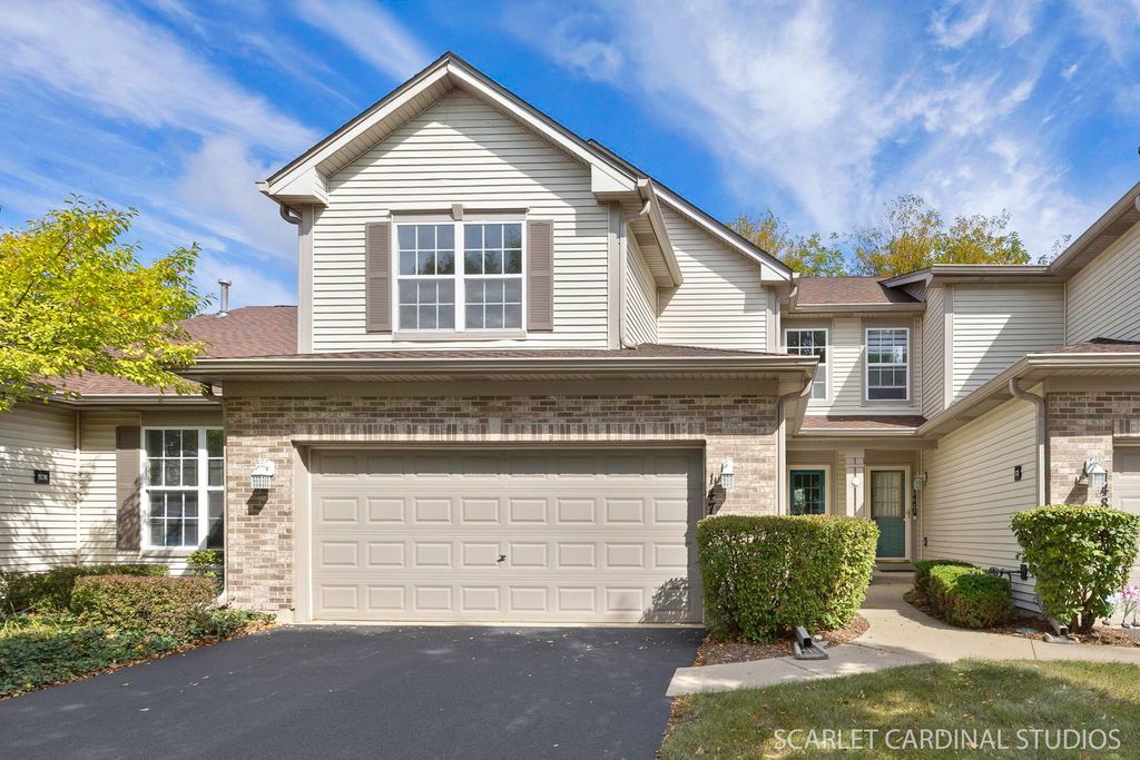 Photo for 1478 Keystone Court #58-2, Elgin, IL 60120 (MLS # 12477698)