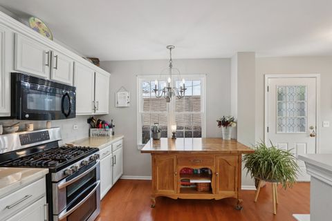 Tiny photo for 1279 Merrimack Court, Crystal Lake, IL 60014 (MLS # 12512800)