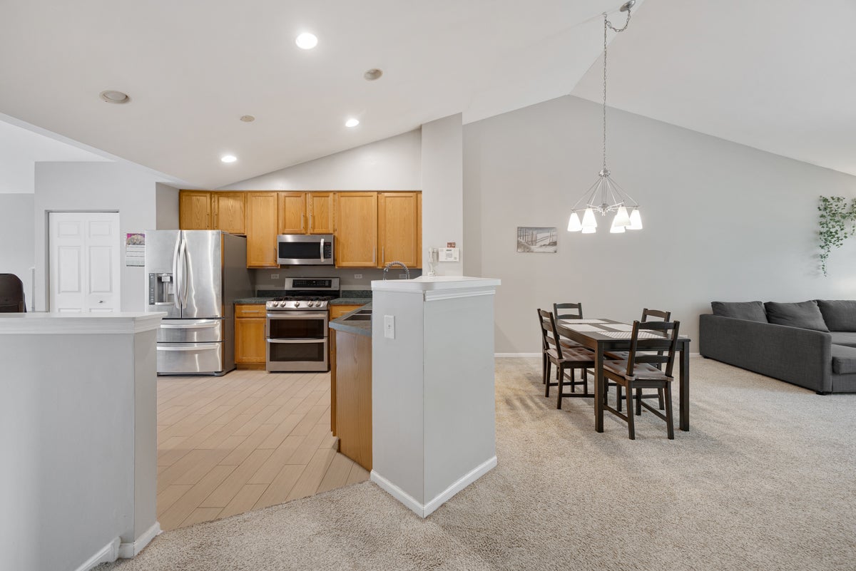 3024 Kentshire Circle