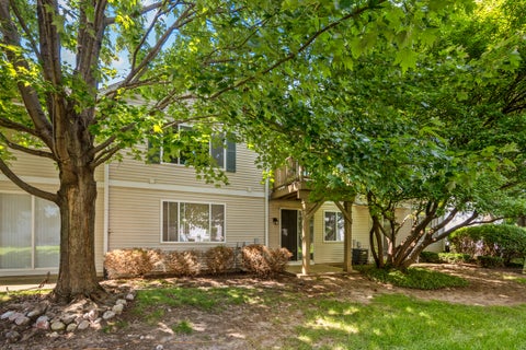 Tiny photo for 3024 Kentshire Circle, Naperville, IL 60564 (MLS # 12743465)