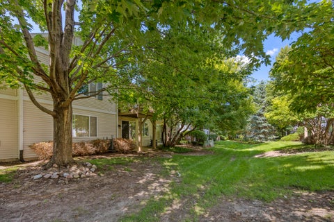 Tiny photo for 3024 Kentshire Circle, Naperville, IL 60564 (MLS # 12743465)