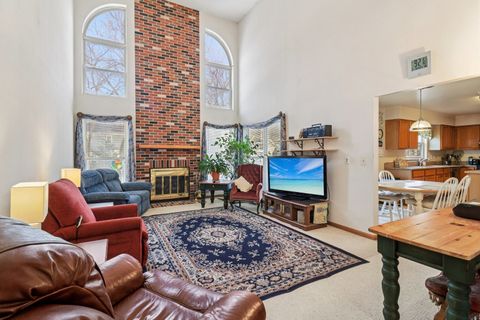 Tiny photo for 842 Deep Woods Court, Grayslake, IL 60030 (MLS # 12544321)