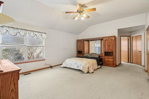 Tiny photo for 842 Deep Woods Court, Grayslake, IL 60030 (MLS # 12544321)