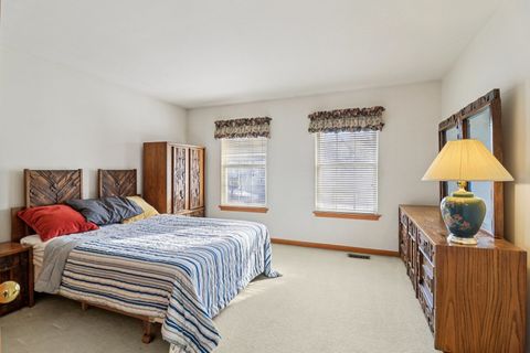 Tiny photo for 842 Deep Woods Court, Grayslake, IL 60030 (MLS # 12544321)