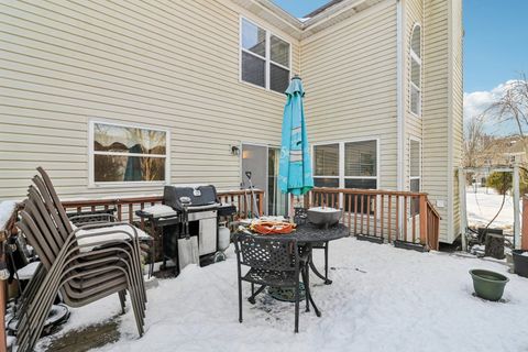Tiny photo for 842 Deep Woods Court, Grayslake, IL 60030 (MLS # 12544321)