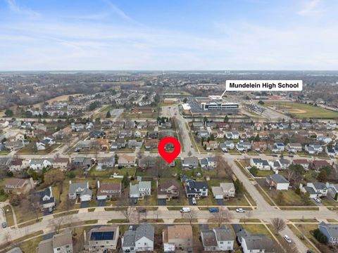Tiny photo for 1337 Regent Drive, Mundelein, IL 60060 (MLS # 12598735)