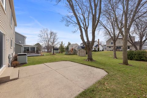 Tiny photo for 1337 Regent Drive, Mundelein, IL 60060 (MLS # 12598735)