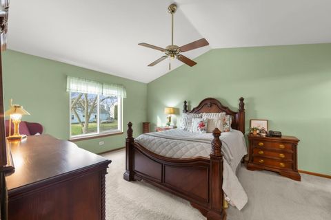 Tiny photo for 1337 Regent Drive, Mundelein, IL 60060 (MLS # 12598735)