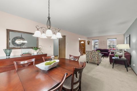 Tiny photo for 1337 Regent Drive, Mundelein, IL 60060 (MLS # 12598735)