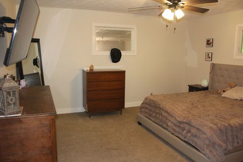 Tiny photo for 727 N Grant Street, Clinton, IL 61727 (MLS # 12465306)