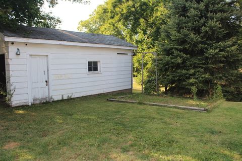 Tiny photo for 727 N Grant Street, Clinton, IL 61727 (MLS # 12465306)