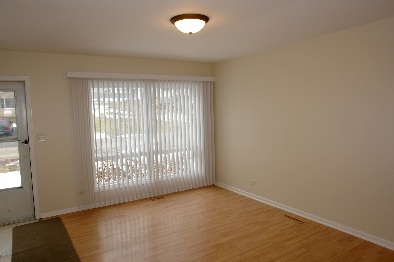 1221 Meadowbrook Drive