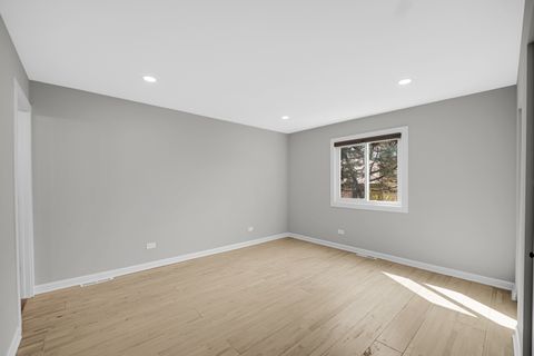 Tiny photo for 85 Larch Road, Frankfort, IL 60423 (MLS # 12586166)